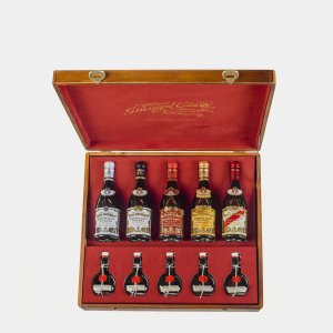 Scrigno Exclusive Collection  Giusti Balsamic Vinegar