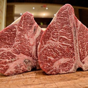 Full Blood Wagyu Porterhouse M9+ 1kg