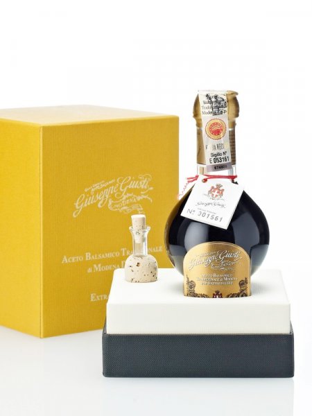 Traditional Balsamic Vinegar from Modena Giusti 