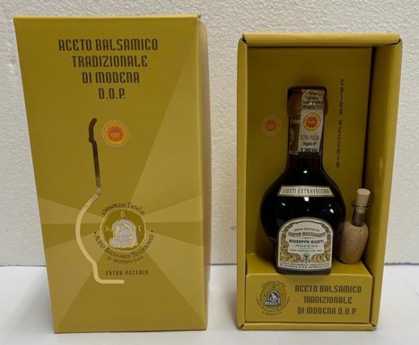 Traditional Balsamic Vinegar from Modena Giusti 